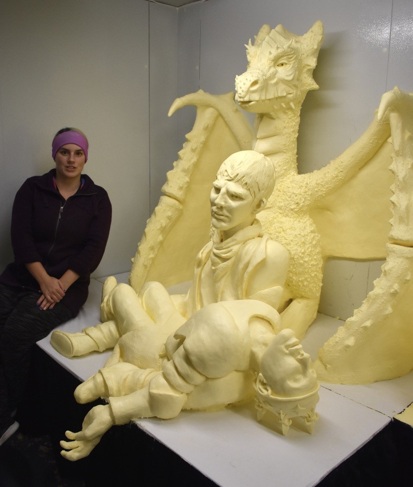 Because I can't be at the CNE, I thought that I would share some photos of some of my favourite details from last year's sculpture that I haven't shared before.🍴🧂🍿 Stay tuned to see some of the magic that made up this piece #buttersculpture #letsgototheex