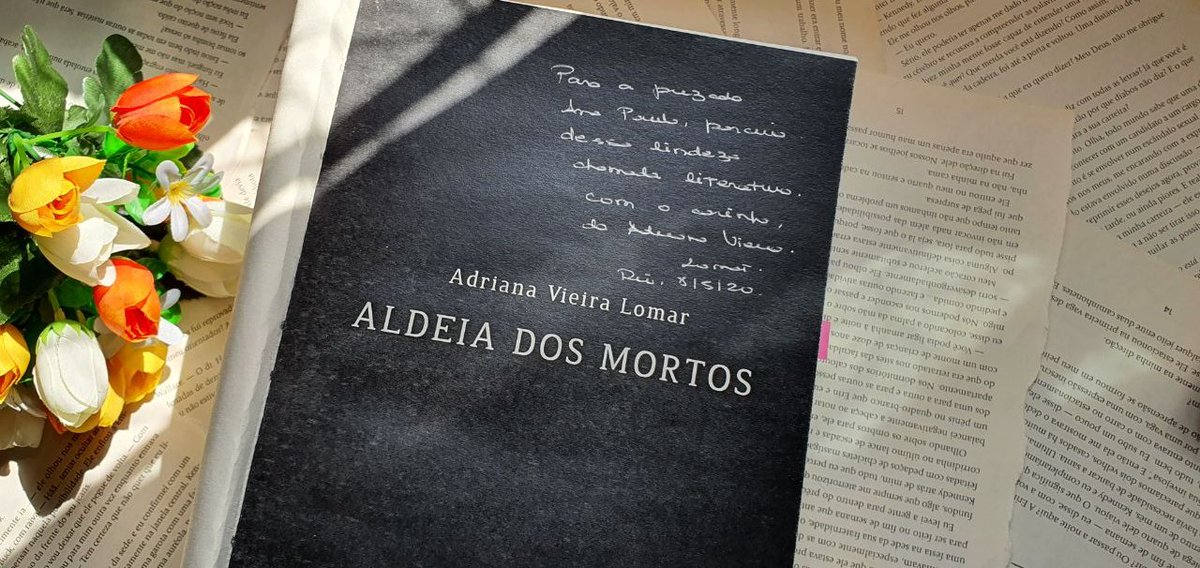 blog_ECeM's tweet photo. Oi vocês, 

Há um tempo eu recebi o livro #AldeiadosMortos da @adrianalomar e eu fiquei super curiosa pois é uma obra totalmente diferente de tudo o que eu já li! 

Confira a resenha: https://t.co/QoHhFPFeCF

@editorapatua 
@OasysCultural https://t.co/dfAdgO9LLQ
