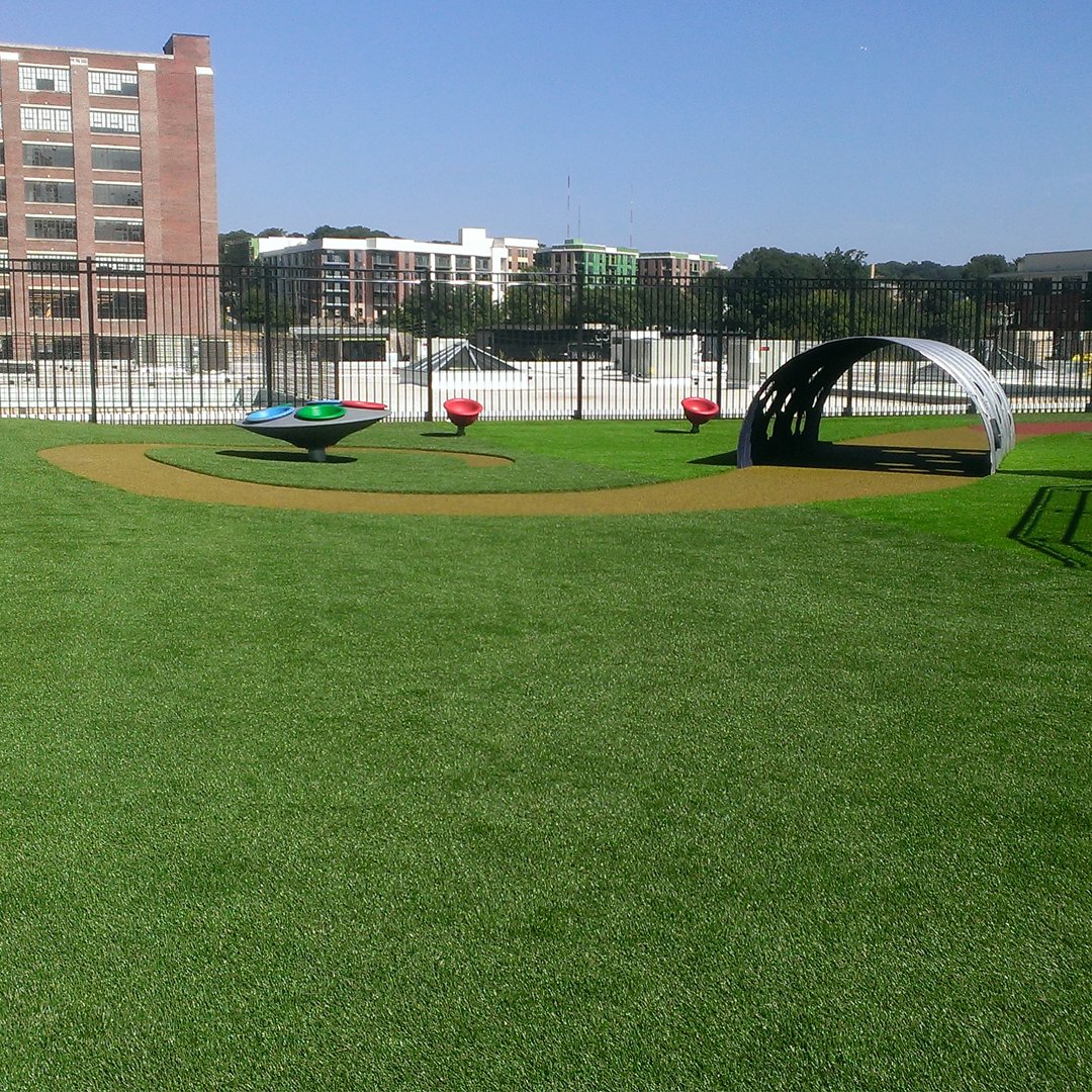 XGrassUSA's tweet photo. This rooftop play area is amplified with a little #XGrass touch.
.
.
.
#PlayArea #RooftopDesign #KidsSpot #FamilyFun https://t.co/6NGbr1tiov
