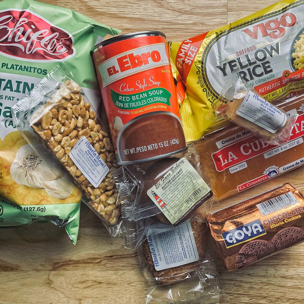 JTDoesNYC's tweet photo. This is a new box that I tried for the first time this month. It’s called @abuelamamimiami. A delicious box of Cuban goodies sent directly to your door! 🇨🇺
#SnackSubscription #SnackBox #cubanfood #CubanSnacks #FoodBox #MonthlySubscriptionBox  #MonthlySubscriptionBoxes https://t.co/96SpNiDlvl