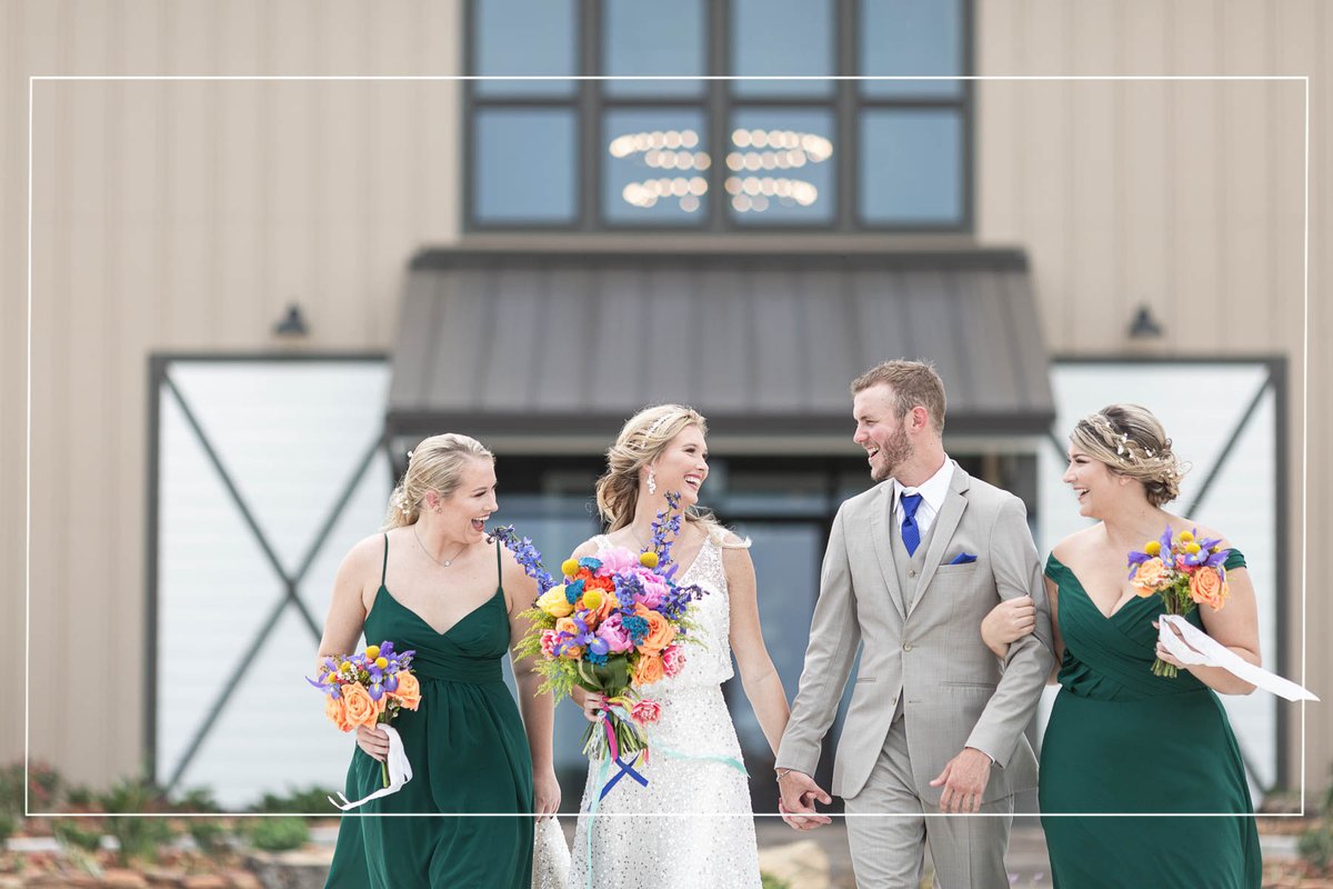 Check out our newest blog and see the newest wedding venue in Alvin, Texas!

cbaronphotography.com/Greater-Housto…