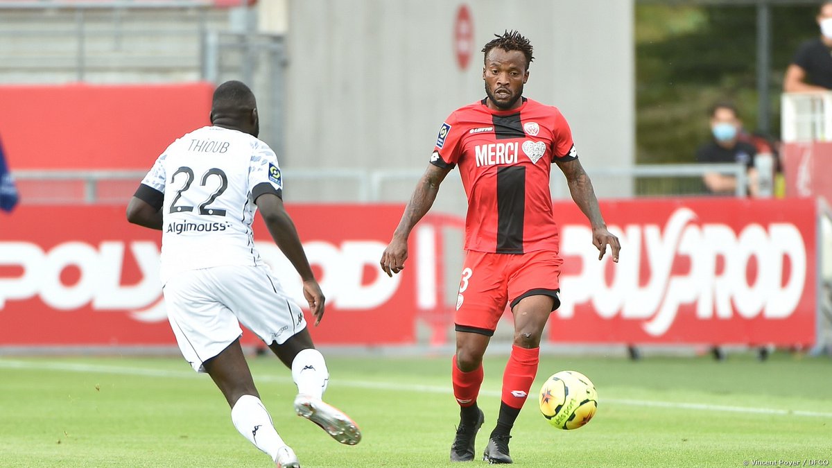 DFCO_Officiel's tweet photo. Malgré quelques belles occasions, le DFCO s'est incliné (0-1) face à Angers SCO pour son entrée en lice en Ligue 1 Uber Eats.

Retrouvez le résumé vidéo de la rencontre et le point stats :
🎥 https://t.co/QovosXdg6K  
📊 https://t.co/MnOyIsi8lm 

#DFCOSCO #Ligue1UberEats https://t.co/086wf2A1XI