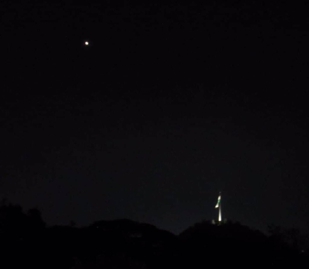 travellwithamit's tweet photo. Which Planet it is seen clearly from Naked Eyes @ 3am morning shining in East Direction GuwahatiAssam @narendramodi @himantabiswa @sarbanandsonwal @Guwahatias @guwahatiplus @guwahaticity @theghytimes @TourismAssam @aweassam @ErikSolheim #solorsystem #planet #jupitor #Mars #saturn https://t.co/GxlRliogxs