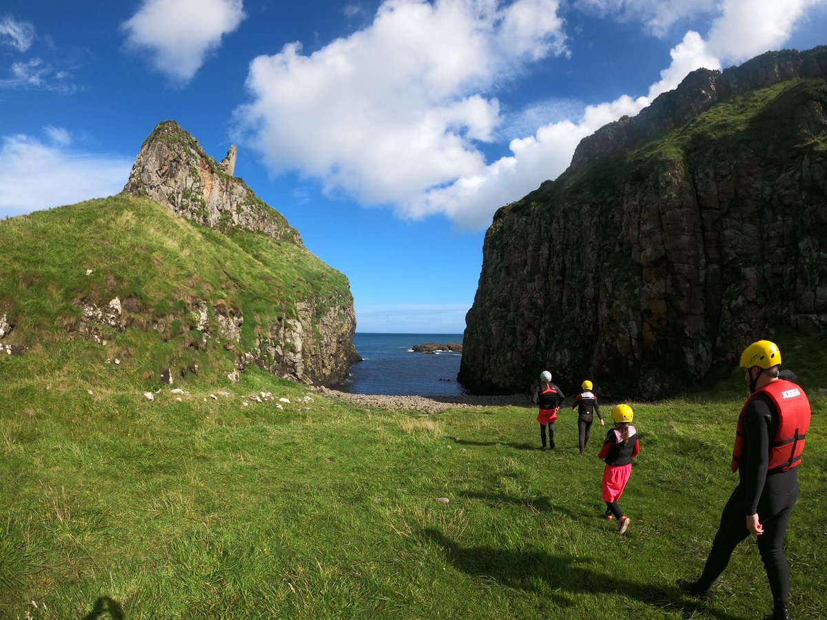 EmmaVardyTV's tweet photo. Spectacular day coasteering around Dunseverick Castle. Northern Ireland really has the most dramatic coastline. Best viewed via a few scarily high jumps!! 🙌😬💚 https://t.co/nRp9f4HNzY