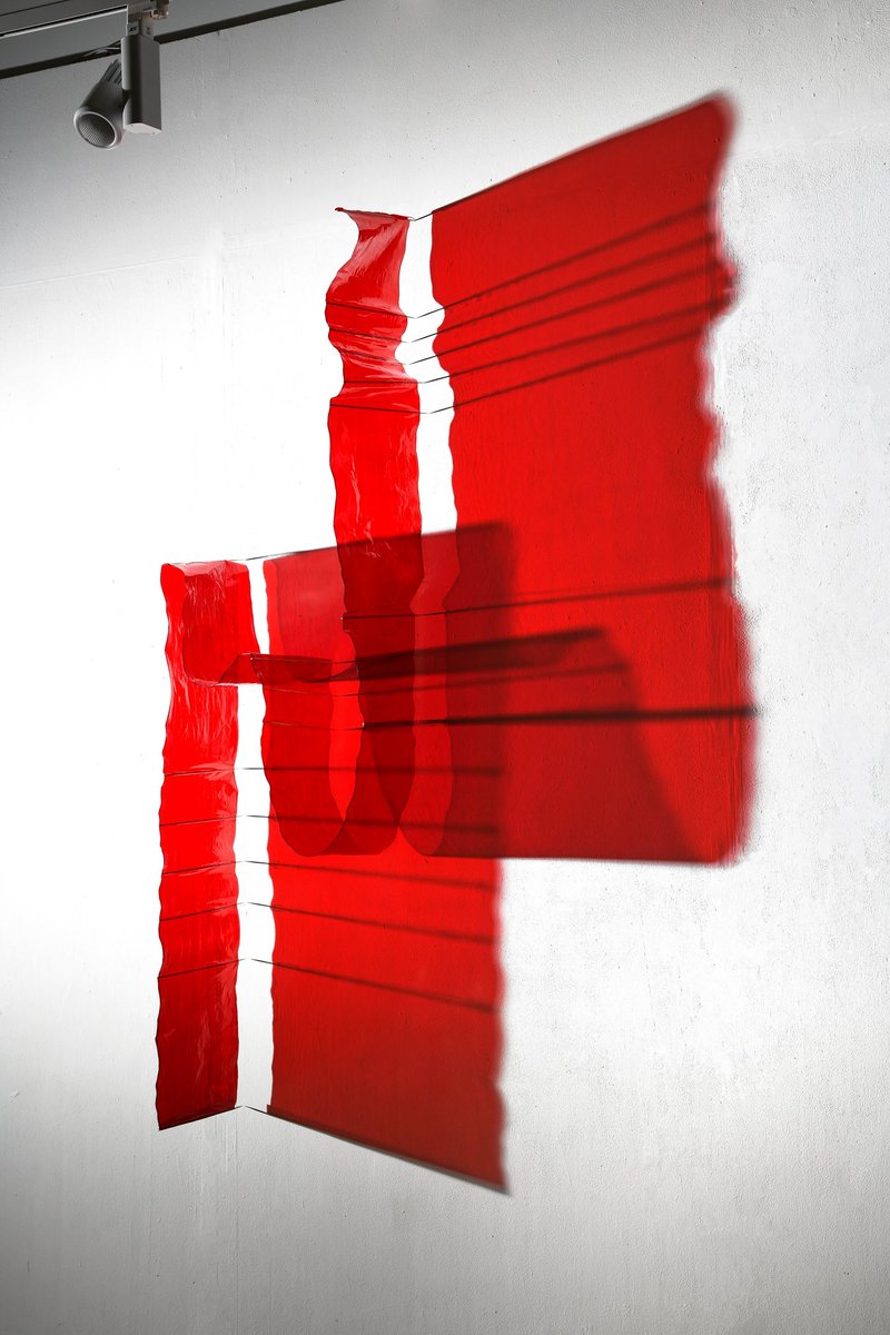 BeaLast's tweet image. Bea Last #Artist participating with #ARTBOXPROJECTS #ZURICH showing #TheRed #recycledplastic #artinstallation shown here with eg.of other participants work too. @sca_net @axisweb @WeAreUpland