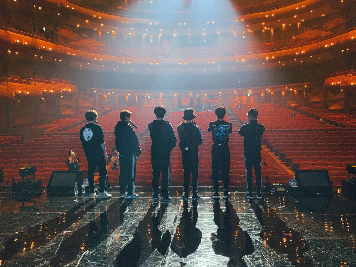 ChenleFluffy22's tweet photo. 🐹🐶🐱🐻🦊🐰
HAPPY ANNIVERSARY 
#4YearsWithNCTDREAM 
#NCTDREAMDAY825 
#요드림_4주년_쩗쭓짧 https://t.co/l58xMM5vQl