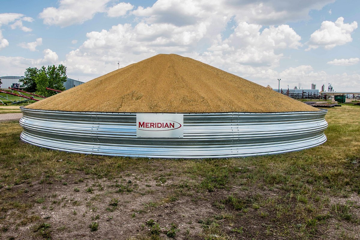 meridianmfg's tweet image. Make sure you're ready for your #harvest20 bumper crop with Meridian Grain Rings!
Meridian Grain Rings are built from high quality steel and offers low cost per bushel storage. Visit meridianmfg.com/grain-rings/ to learn more today!
