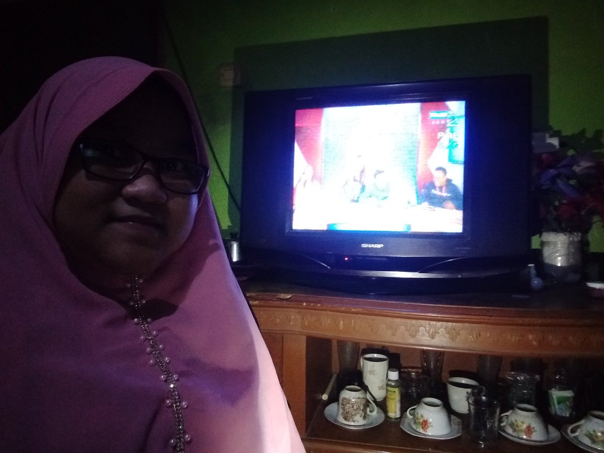 madiqutt's tweet image. Bismillahirrahmanirrahim,, Nonton indonesia giveaway dulu @trans7channel @indonesiagiveaway
Kalau aku dapet giveaway 100juta,Uang yah akan saya pake buat umrohin orang tua,buat sedekah almarhum ayah, buat qurban orang tua. Semoga ada rezekinya di giveaway ini
#indonesiagiveaway5