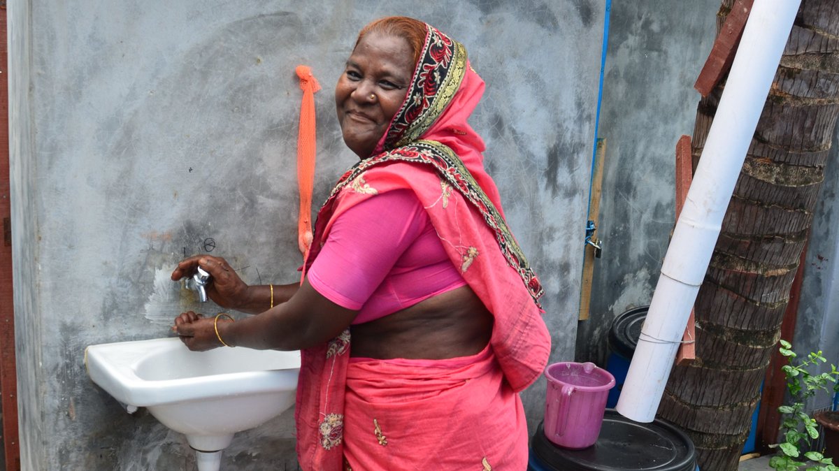 TRANSFORM (@transform_sdgs) on Twitter photo For World Water Week 2020, we want to shine a spotlight on the #impactenterprises we work with who are striving to achieve #SDG6 in sub-Saharan Arica and South Asia <a href="/HappyTap_TM/">HappyTap</a>, @WSUPUK, <a href="/Sanivation/">Sanivation</a>, <a href="/drinkwellco/">Drinkwell</a>, @eau_et_vie and <a href="/foliawater/">Folia Water</a> 🙌 #WWWeek For World Water Week 2020, we want to shine a spotlight on the #impactenterprises we work with who are striving to achieve #SDG6 in sub-Saharan Arica and South Asia <a href="/HappyTap_TM/">HappyTap</a>, @WSUPUK, <a href="/Sanivation/">Sanivation</a>, <a href="/drinkwellco/">Drinkwell</a>, @eau_et_vie and <a href="/foliawater/">Folia Water</a> 🙌 #WWWeek
