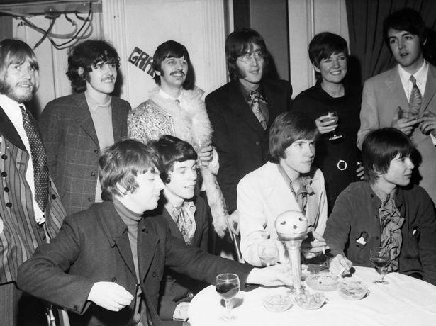 so brian is 168cm and so is ringo (some sources say he's 172cm tho so idk) and they all look around the same height in this picture