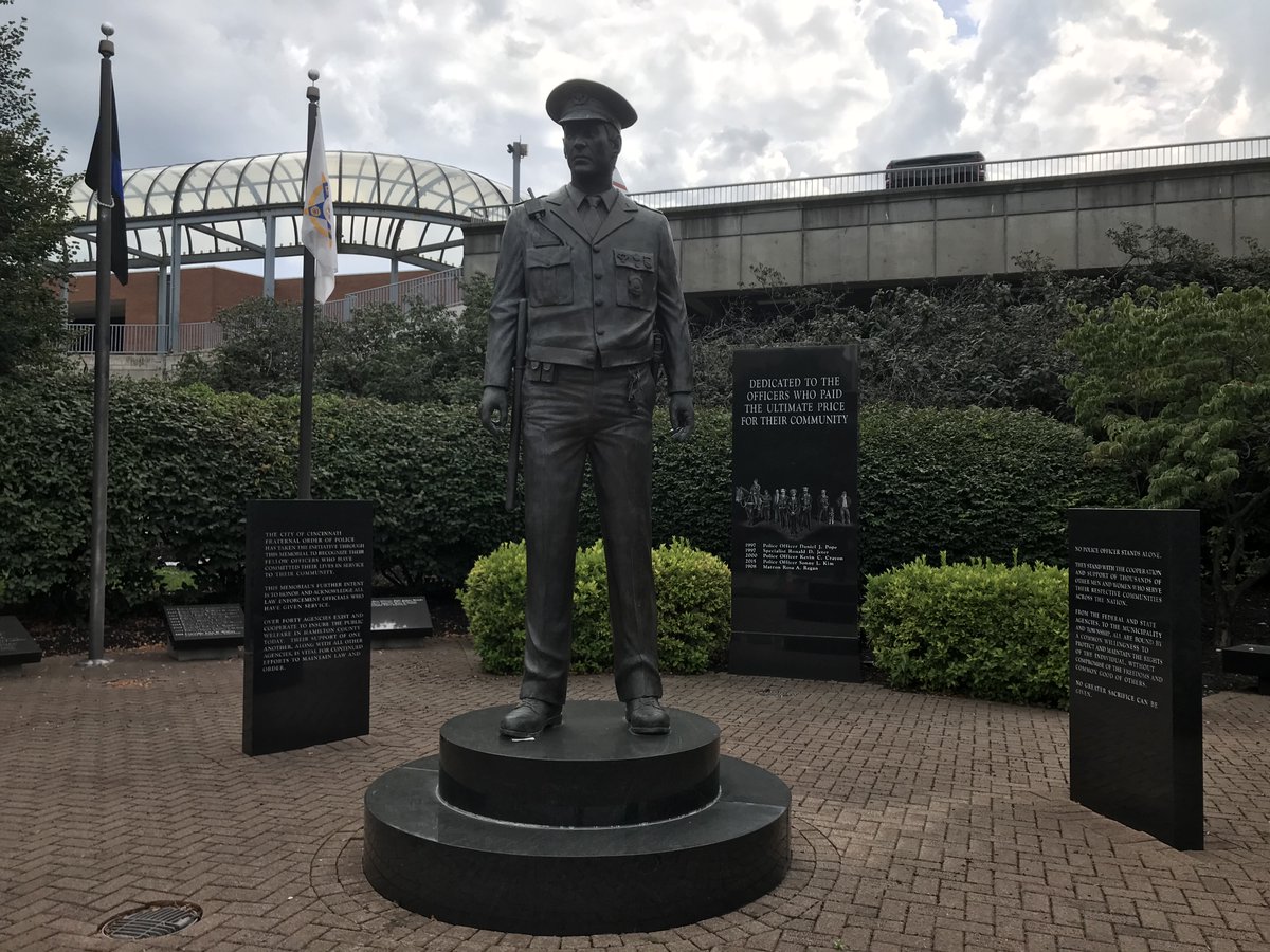 NorbertNadel's tweet photo. I fully support the Men and Women in Blue and honor those who have tragically fallen, defending our community in the line of duty. #recordernadel2020 If you like it - Share it! https://t.co/x8jyQMAMG9