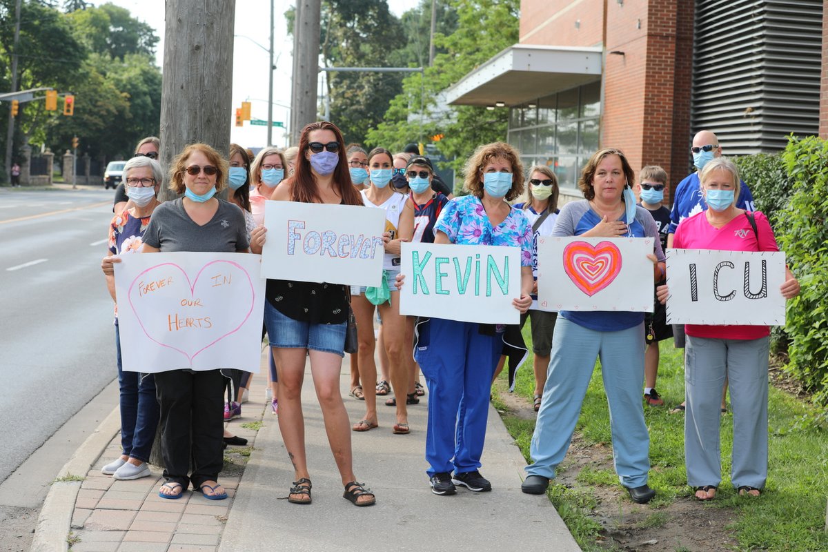 ColinWxchaser's tweet photo. Staff from @LakeridgeHealth and @NorHillsHosp lined up along Simcoe St to pay respect to one of the own Kevin Higney who was killed in an ATV collision in Gores Landing on August the 15th https://t.co/ITjLrZcC2v
