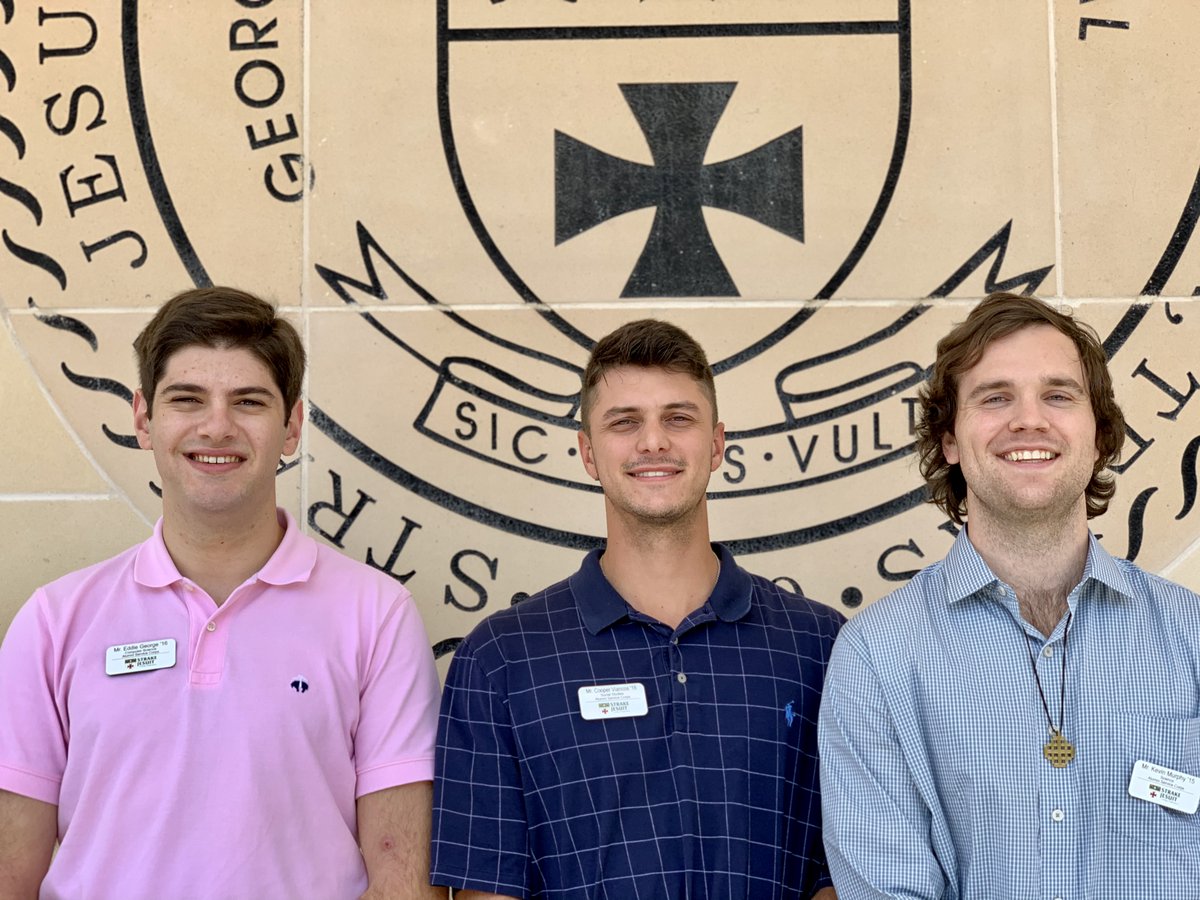 StrakeJesuit's tweet photo. Welcome back to Eddie George '16, Kevin Murphy '15, and Cooper Viancos '16, as they begin their year serving in the Alumni Service Corps (ASC)! Learn more about this year's ASC members and what they will be involved in on our website! https://t.co/Zf28qHFTOM #amdg #wearesj https://t.co/okm1Fy3Ry0