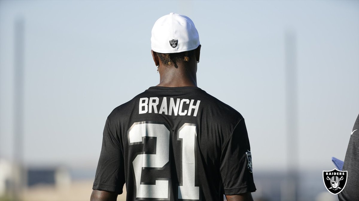 Raiders's tweet photo. Paying respect to some of the greats this morning. https://t.co/Fh4TCee71i