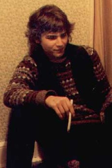 WudRecords's tweet photo. Farewell to one of our old friends and founders.
Guitarist extraordinaire, artist, clown and irrepressible force of chaos.
RIP #JacktheFrag. :(
Here's a song #TheSubterraineans wrote about him.
https://t.co/H0M7fwLPiA https://t.co/x8aBuUDuZD