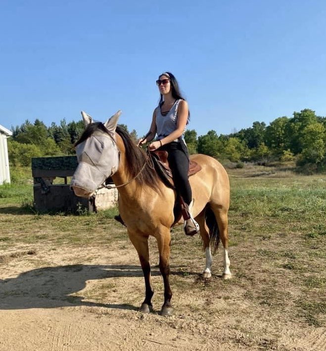 hannahbowman07's tweet photo. Mondays done right https://t.co/U8F3Is2ESU