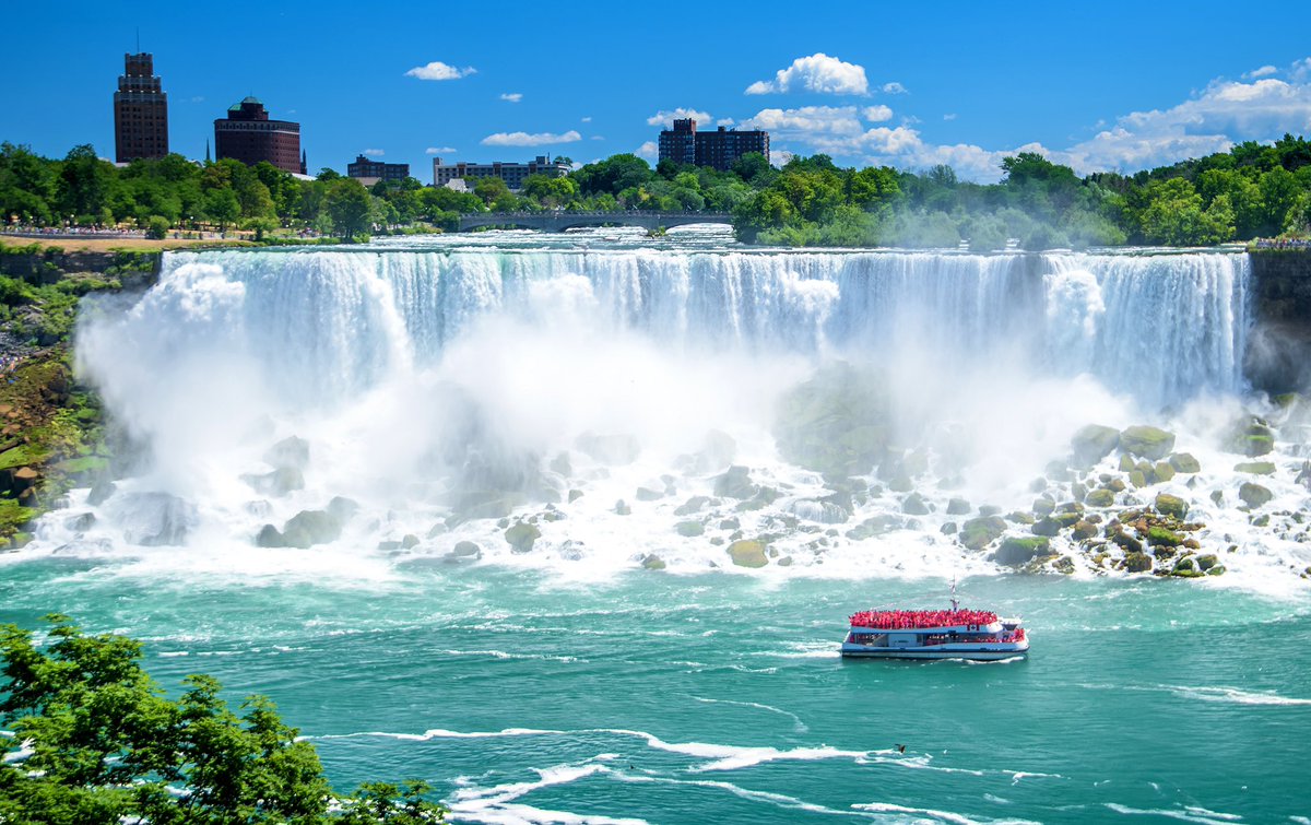TravelmoneyIn's tweet photo. Canada has more lakes than you think!
Buy canadian dollars from Travel Money India at best rates before you head to this beautiful country.
Visit: https://t.co/pjr2XdNi2z
#Canada #buyforex #canadiandollar #currencies #byyourside #EducationForex #studyincanada https://t.co/3cmomZSSkg