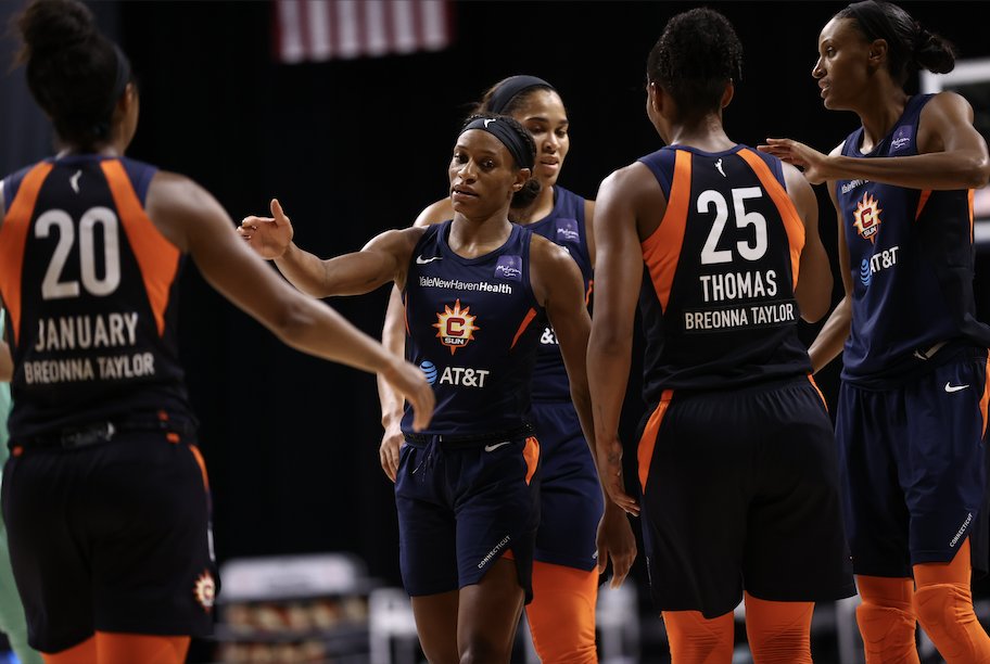 ConnecticutSun's tweet photo. Part 2 of Team Q&amp;A is tonight at 6pm for Sun Members! Submit questions on https://t.co/mldzitXjRF. https://t.co/ABIr45s1la
