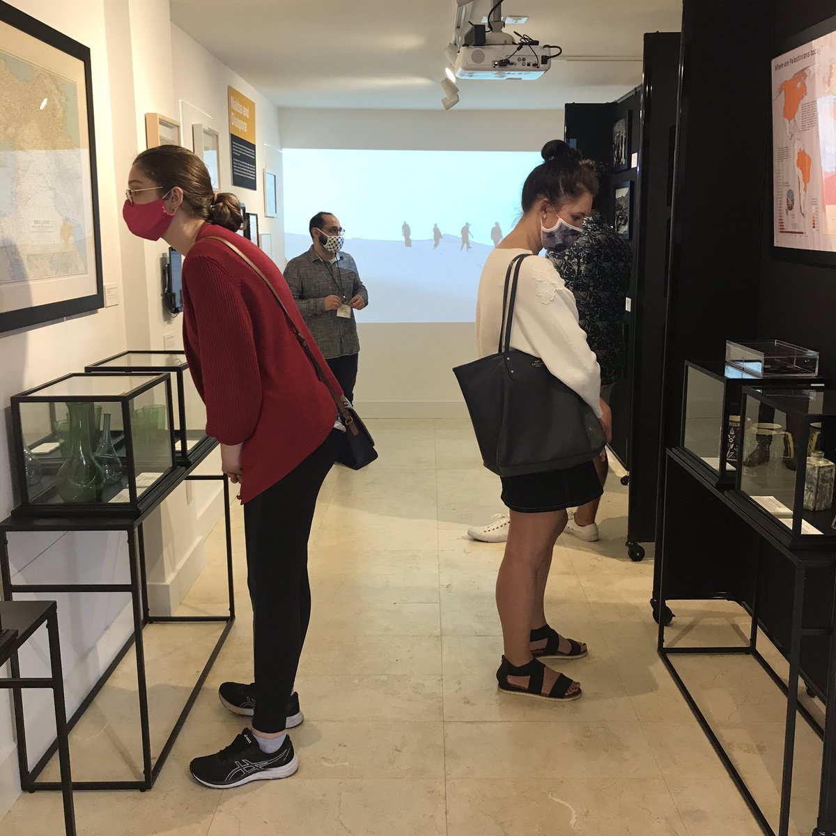 MPPDC's tweet photo. We love reopening on Saturdays, sharing Palestinian tea with people passing by and welcoming new guests to the museum! Join us on Saturdays from 12-6pm for a guided tour! https://t.co/nFSBioPFuk
#MPPDC #ManyStoriesOneHeart https://t.co/ceMsTmgZsI