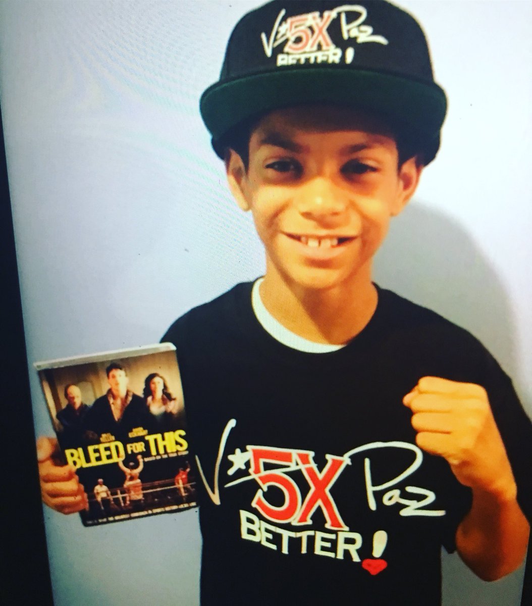 ZENAPRCHAMP's tweet image. We will be doing something special soon stay posted #Signed things from @5XPAZ  next month #Spetember #Boxing #Movie #Dvd #gear stay posted