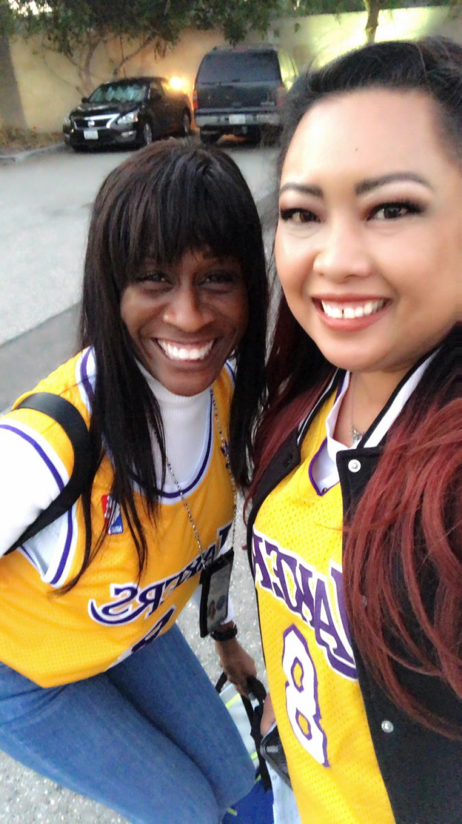 Pheap214's tweet photo. Happy birthday Kobe ! https://t.co/rYWwHvkxjZ