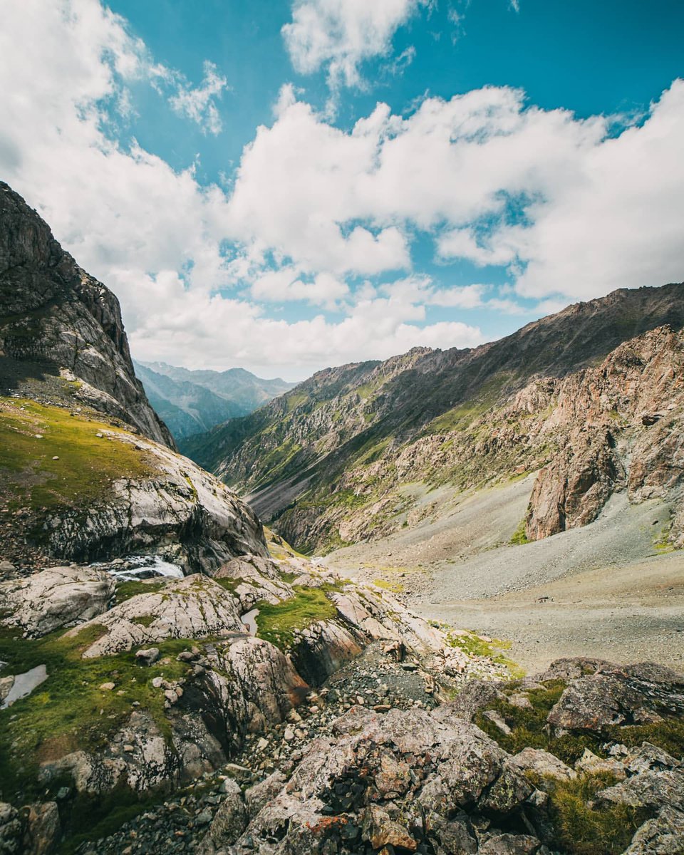 VisitKarakol's tweet photo. Take a break and look at this incredible landscape.
📸 @jodaarba
#visitkarakol https://t.co/kWOLnFCxXd