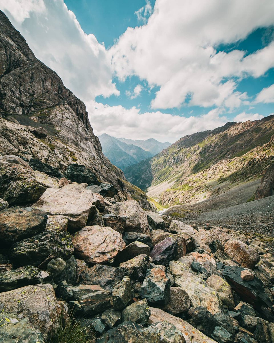 VisitKarakol's tweet photo. Take a break and look at this incredible landscape.
📸 @jodaarba
#visitkarakol https://t.co/kWOLnFCxXd