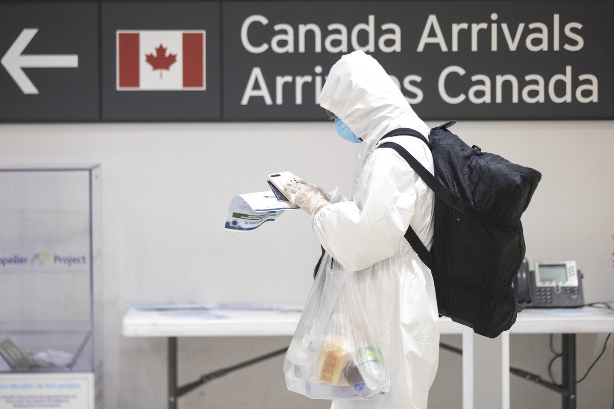 CP24's tweet photo. 55 flights into Canada have carried COVID-19-positive passengers so far in August
https://t.co/qLVYu6oipw https://t.co/m2um74g7SN