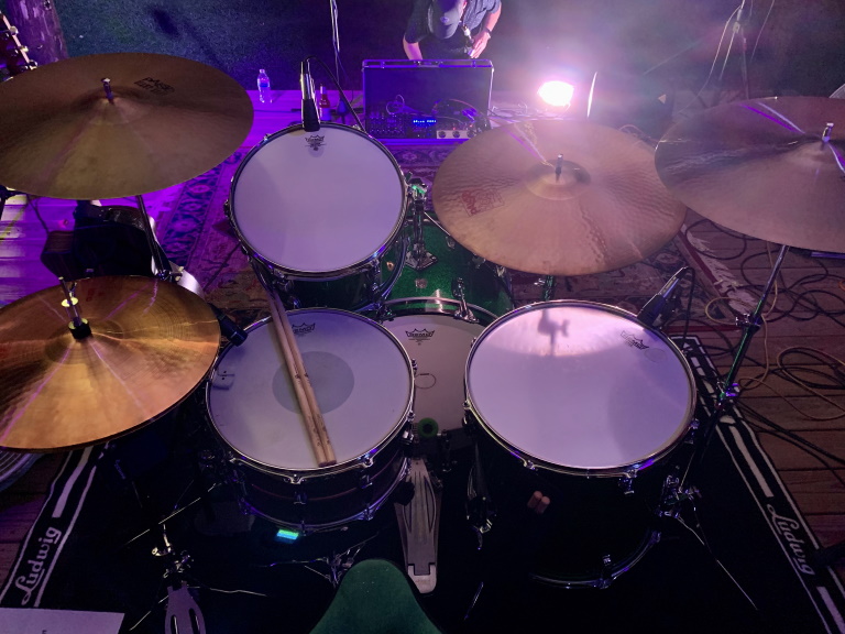 Great gig with #RebelsFox over the weekend! #countrymusic #countryrock #drumdotsArtist #LCDArtistFam #loscabosdrumsticks #tnrproductsartist #tnrproducts #ludwigdrums #ludwigcopperphonic #paiste #remodrumheads #canopussnarewires