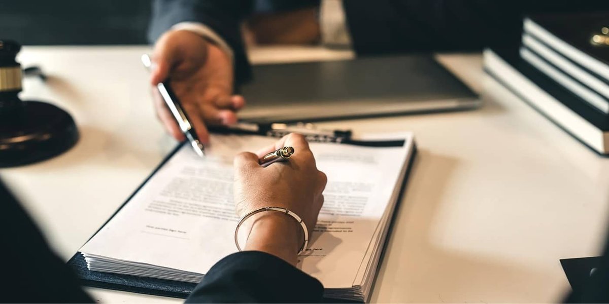 Contrat #freelance : les différents types de contrats bit.ly/3ldoepl #tech #freelancer