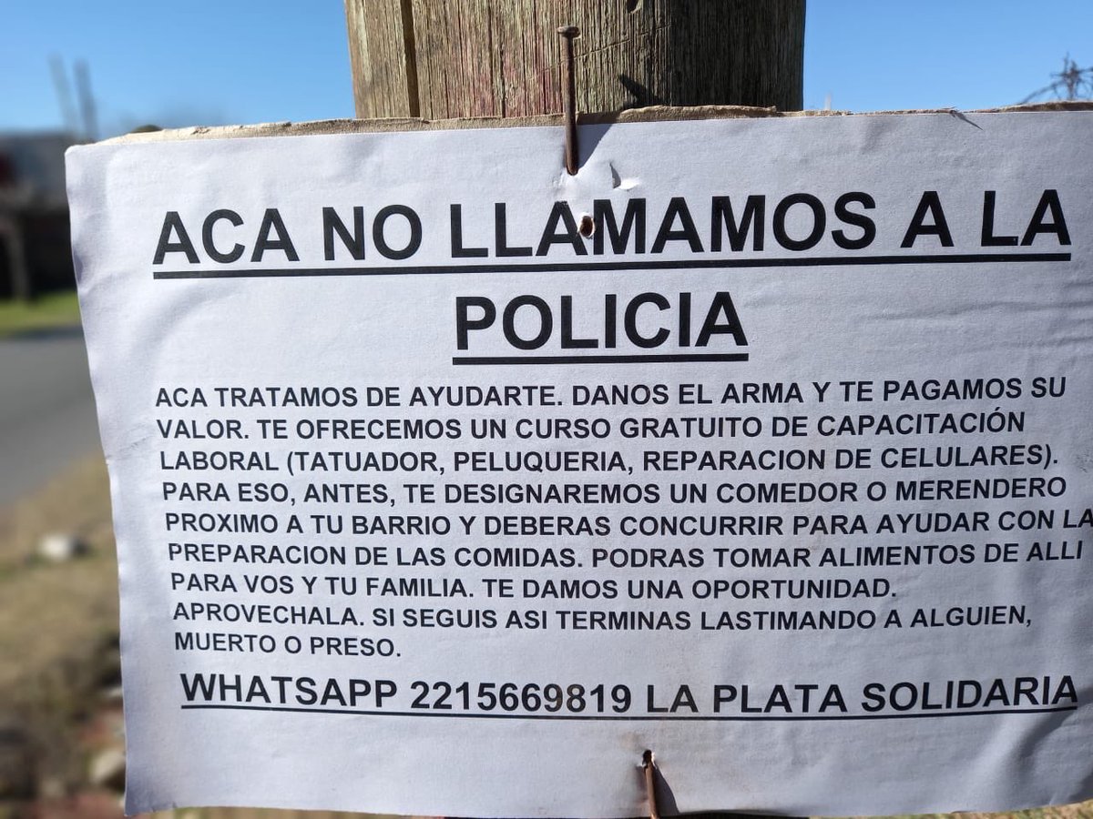MarioJuliano's tweet image. La notable iniciativa que han tomado vecinas y vecinos de tres barrios periféricls de La Plata (El Mercadito, Villa Alba y Catella) para abordar las problemáticas relacionadas con muchachitos que tienen dificultades para la convivencia pacífica