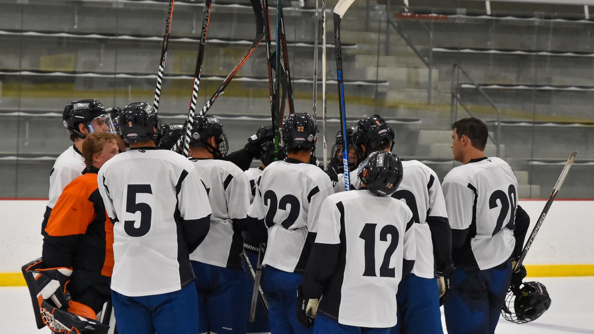 umarysports's tweet image. DROP THE PUCK! @UMaryMHockey hit the ice today for the first time since March as the Marauders begin preparations for the 2020-21 season. #HooksUp