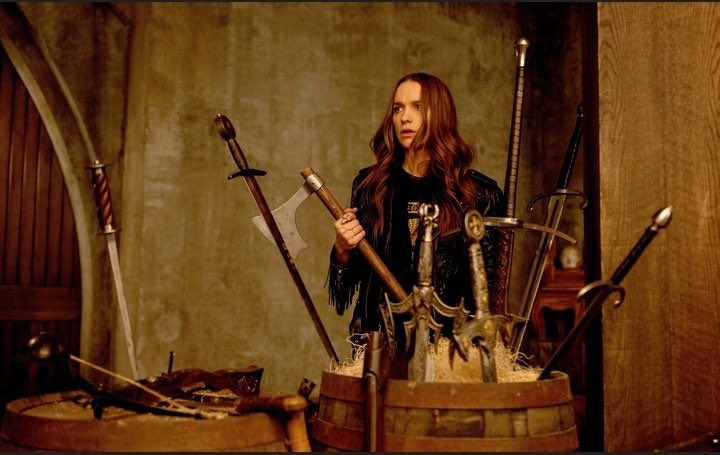 ScrofanoMel's tweet photo. 📸 Fotos promocionais do próximo episódio de #WynonnaEarp que irá ao ar no domingo!! https://t.co/CZ98eFJeAA