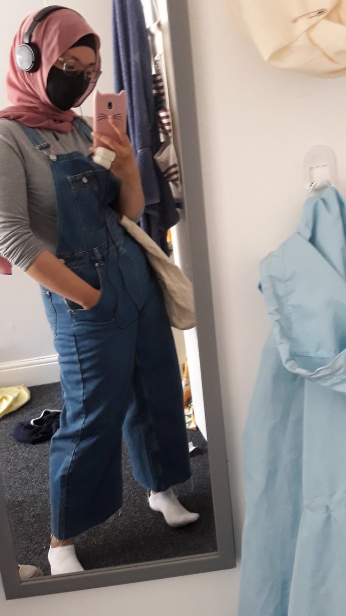 I dont know why i was terrified to wear dungarees back in malaysia but i bought two on the week i took this photo lmao