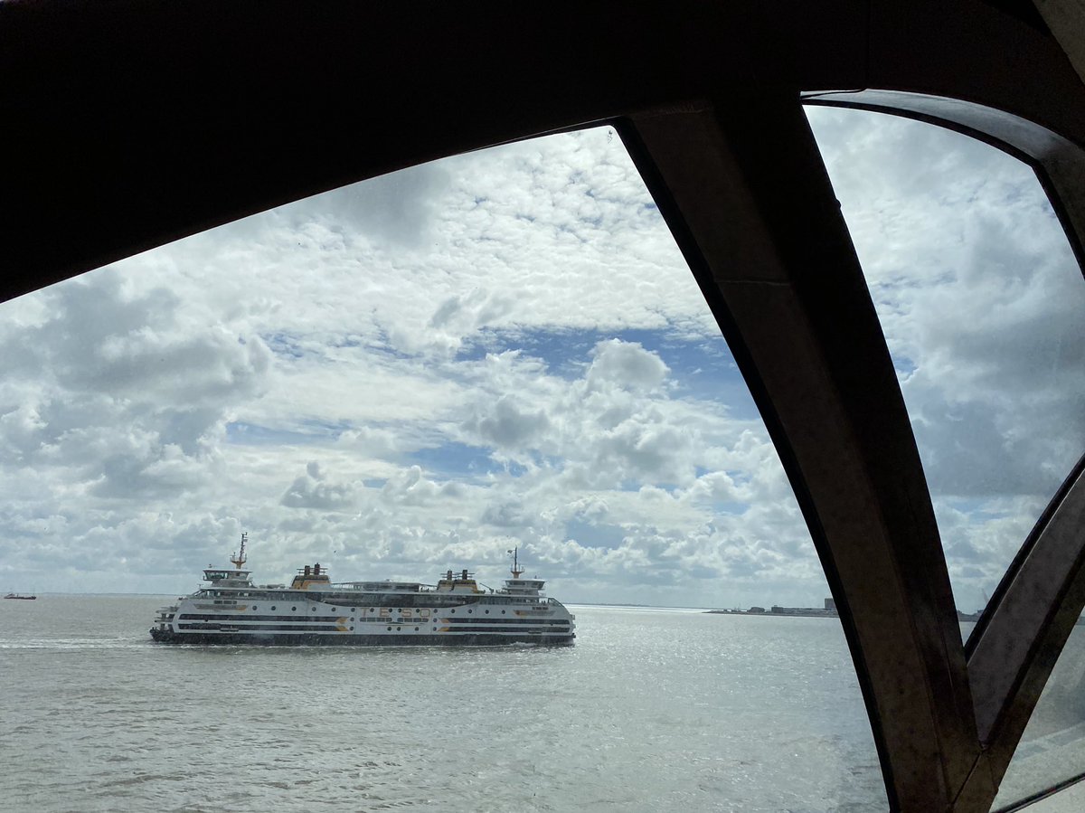 1e dag werkbezoek Texel: onder meer over stikstof-problematiek, Texel Academy (texelacademy.nl) over horeca leerwerkplekken (én wonen), de Zoete Toekomst over zoetwateropslag en in gesprek met vissers over onder andere het Noordzeeakkoord, Waddenagenda 2050 en Brexit.