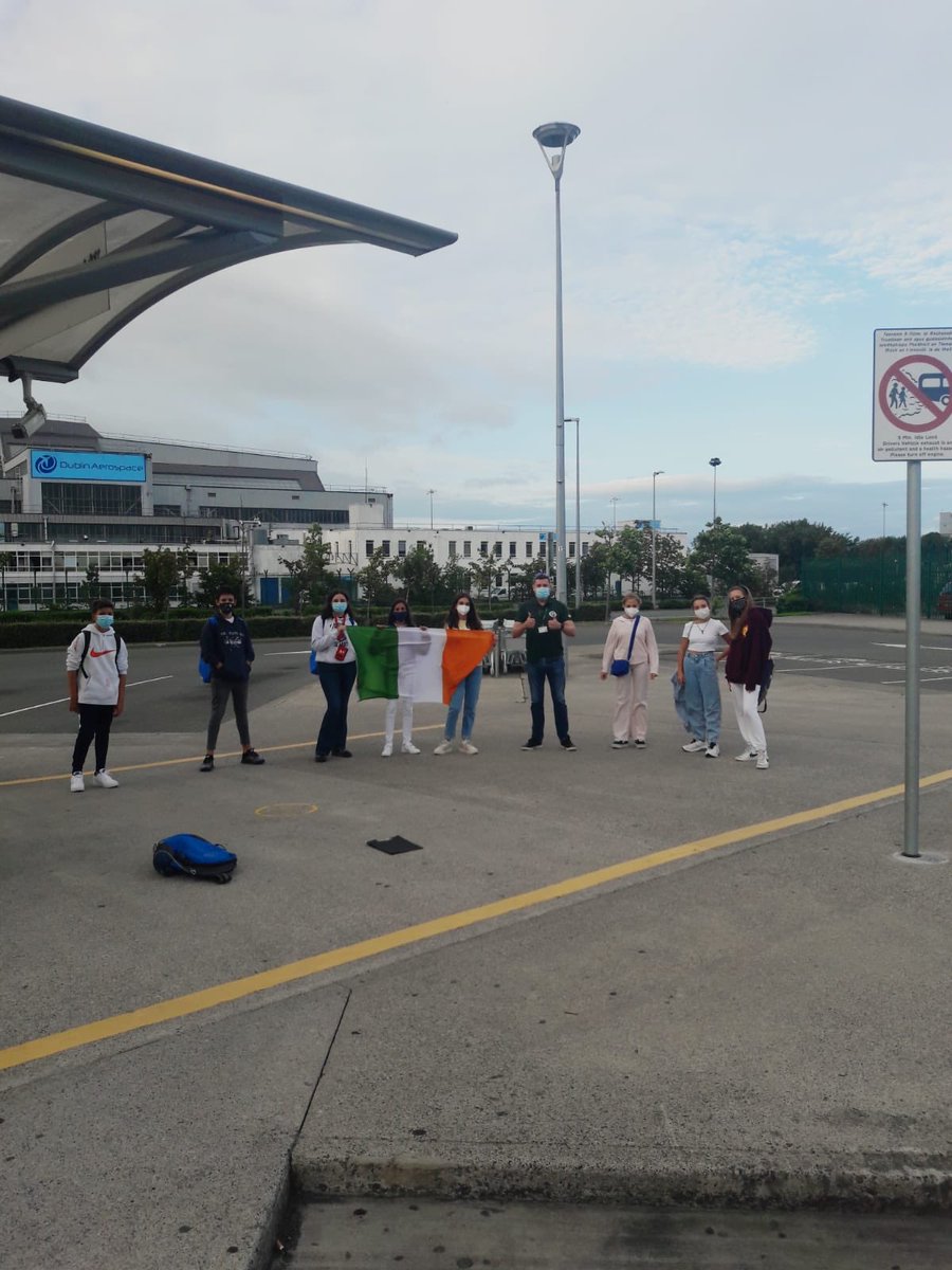 h4idiomas's tweet photo. Se acerca el inicio del curso escolar en Irlanda y ya lo tenemos todo listo para emprender esta nueva aventura.  #h4idiomas #englishlearning #ireland #doingittogether #h4year https://t.co/0tO8AFQhvR