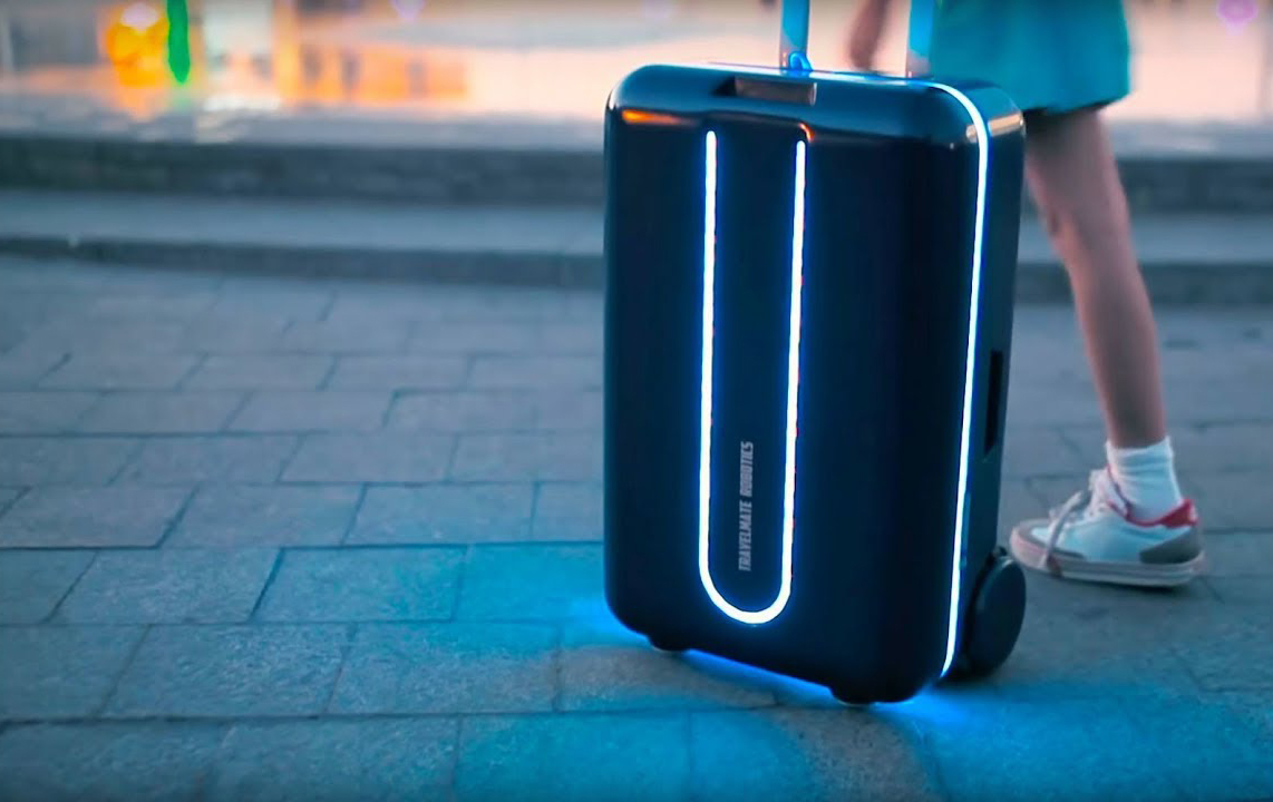 A fully autonomous suitcase?
#Travelmate S! 
It works perfectly in crows! #Gadget  

@Travelmaterobot