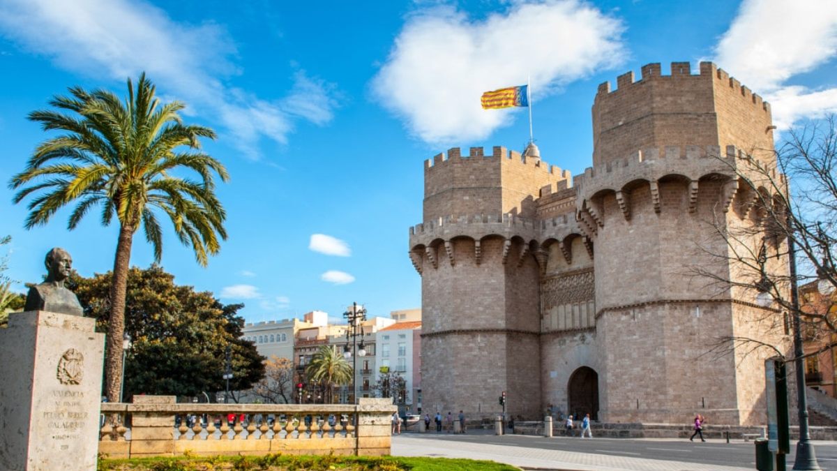 Estudiar en España tweet media