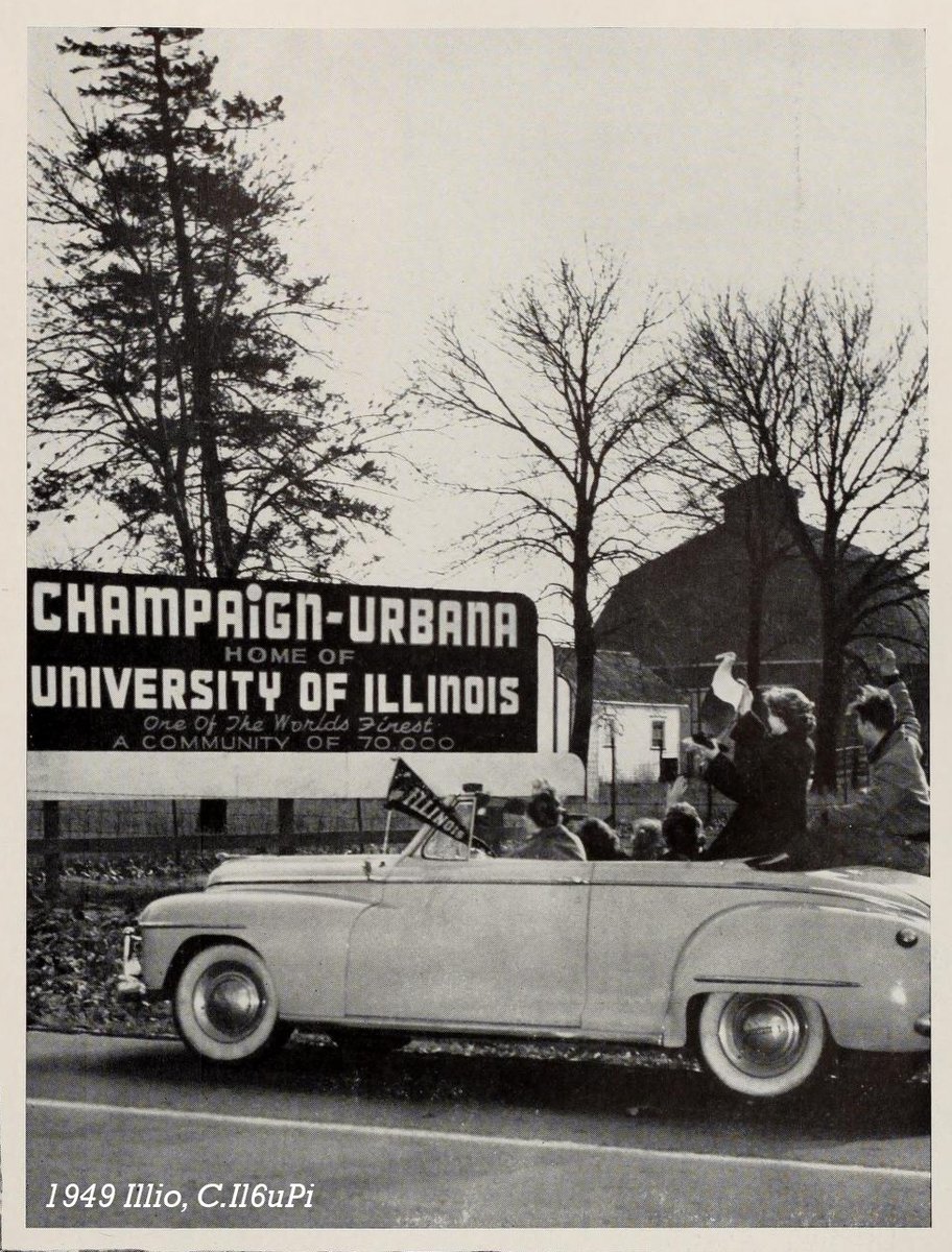 ILLINOISstacks's tweet photo. Welcome back (whether virtually or in person), #ILLINI! We've missed you a  whole bunch! 📙😚💙 #ILLINOISlibrary #ILLINOIS https://t.co/LSg7DYkum9
