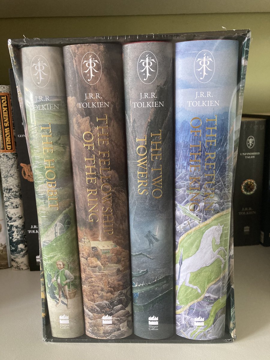  #TolkienEveryday Day 33After a handful of days away I’m now caught up with the gorgeous new hardcover set which I finally got after later Canadian release dates
