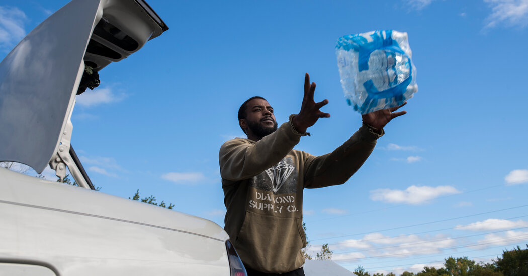 PureEarthNow's tweet photo. Michigan to pay $600 million to #Flint #LeadPoisoning victims, but the cost is much higher in lost potential - kids affected will suffer lifelong damage. They'll likely learn less & earn less. Globally 1 in 3 kids have high lead levels. #NotJustFlint
https://t.co/nCV4di0y2Q https://t.co/zl66lCf2d8