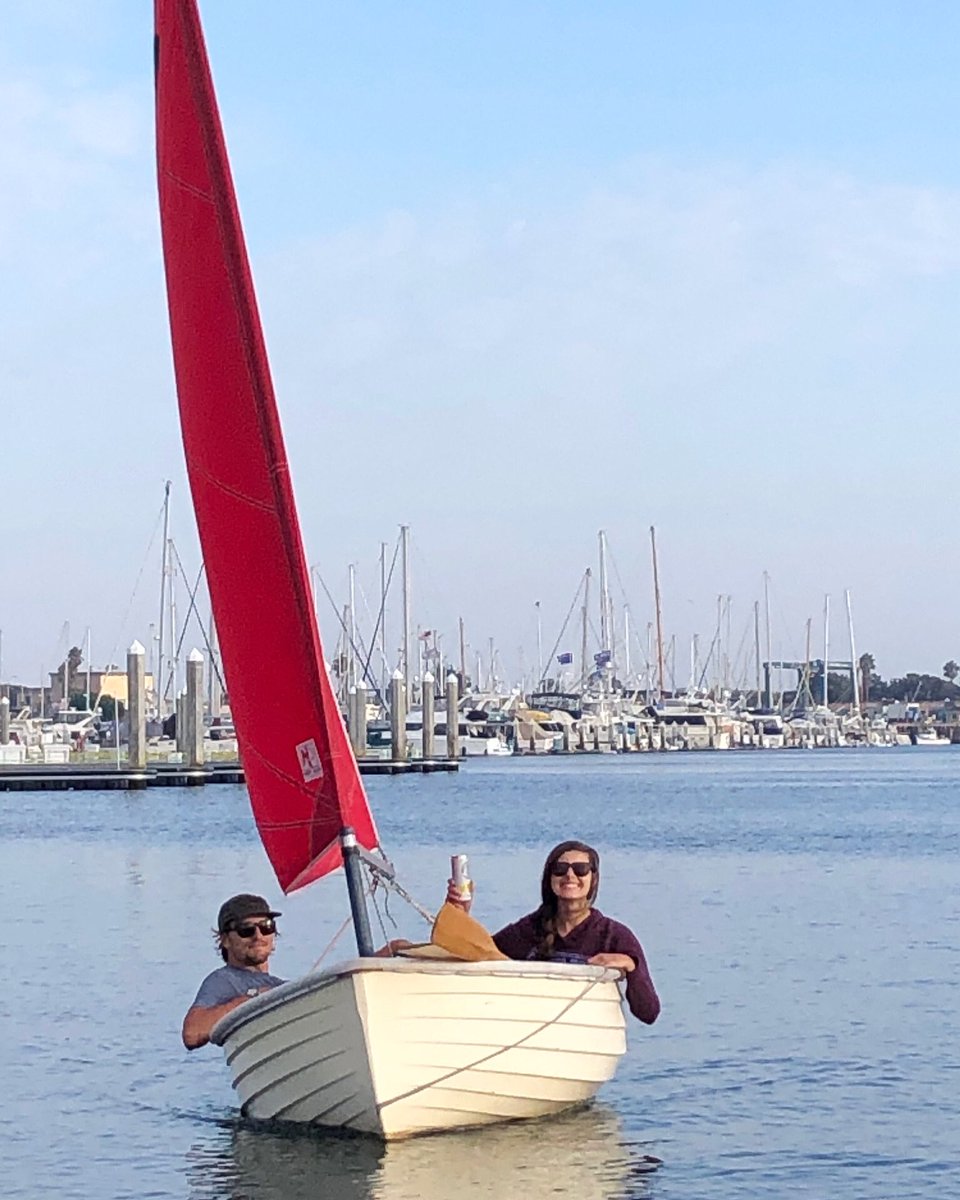 Sailing around #VenturaHarbor in our #dinghy ⛵️ #fattyknees #lylehess #sailing
