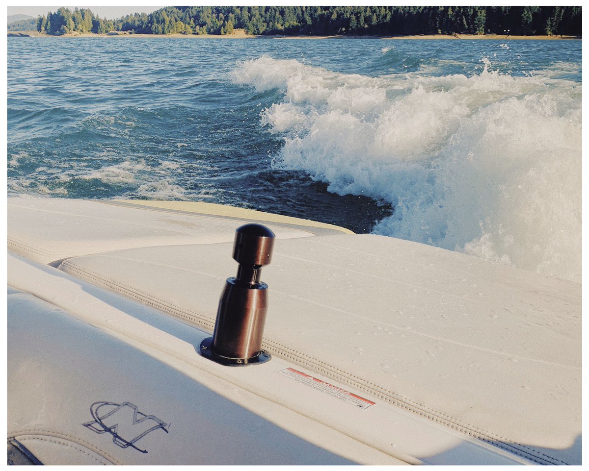 photobyantho's tweet photo. summer on iphone https://t.co/dbEhWEKcDX