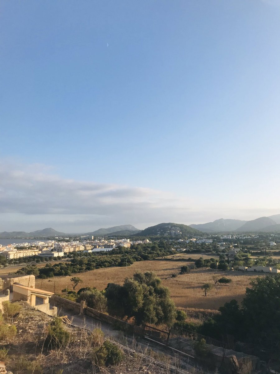 delazonanorte's tweet photo. Me ha costado lo que no está escrito salir a correr, pero al final ha merecido la pena. #trailrunning #Mallorca #Boquer #Pollença #Agosto https://t.co/vbVEFPkl9G