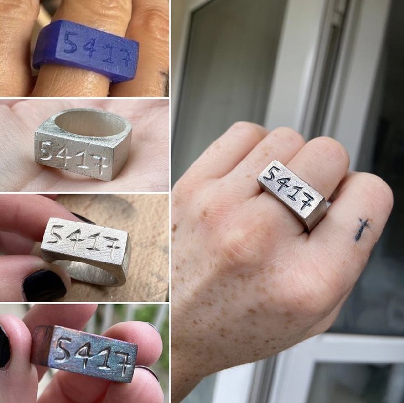 LostBoyBling's tweet image. Snapshot of the finishing process of this 26g BEAST 🖤
#LostBoyJewellery
#bespokeringdesign #customringdesign #customringsuk #signetring #925sterlingsilver #925silver #Texturedsignet #jewellerydesign #jewellerydesigner #jewelrydesigner #thelostboys