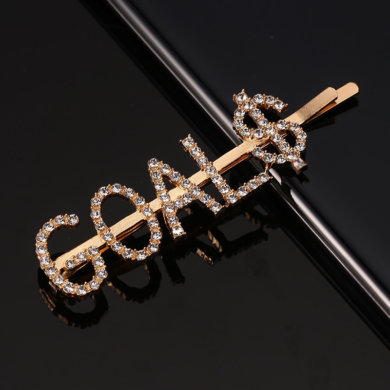 Enterprise263's tweet photo. RT: @MushongaNdambi Hairclips going for 5usd each , 3D mink lashes available words are SAVAGE, DRIPPING, GOALS, FRIDAY, SATURDAY, SUNDAY, GOALS whatsapp +263732804888 https://t.co/UnMU9knRks
#Enterprise263 #SupportLocalZW