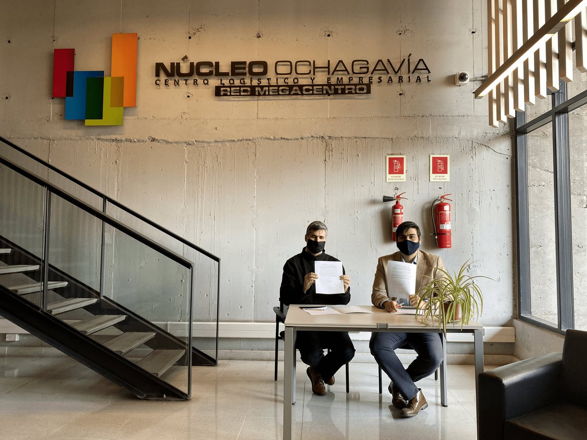 ComunidadOrgSol's tweet photo. [ALIANZA]🤝
Iniciamos una alianza de colaboración con  #RedMegacentro, con el objetivo de apoyar a las org. de la Comunidad que estén buscando reestablecer la modalidad de trabajo en oficina, dándoles 1 año de arriendo gratis en sus espacios💪
🧐Conoce más https://t.co/4DTWHIni2J https://t.co/fxeJIhDkLs