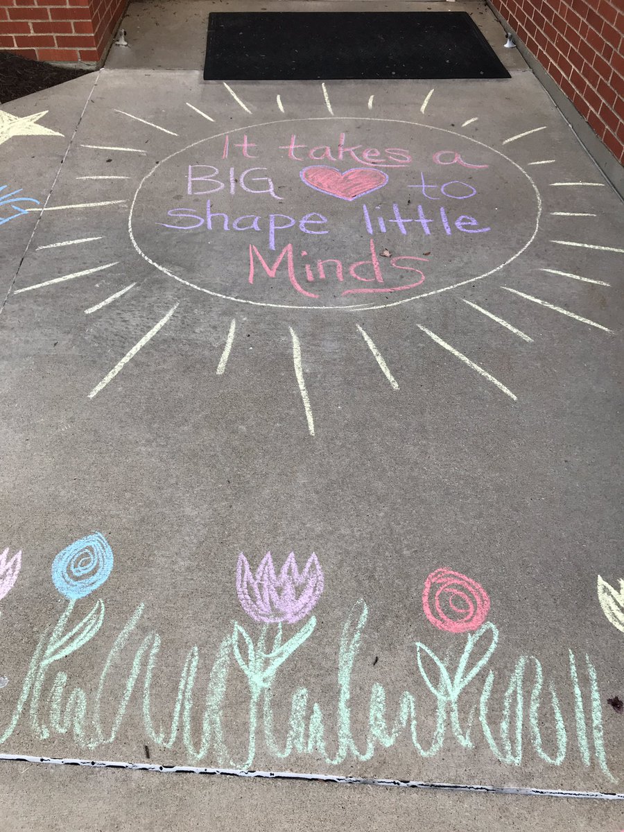 ShawnaMSchulte's tweet photo. Thank you RBE PTA for welcome staff back into the building in a big way! We feel very appreciated!! #everyonelearnsatrbe https://t.co/d5PNCo64UK