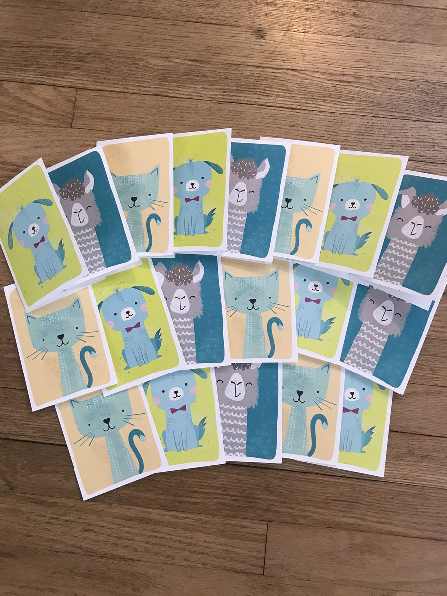 CBenj15's tweet photo. Mail time! Past students moving up to 1st and new students joining the Kindergarten fun!! #themarinerway @middleboroughes https://t.co/aqEUjAqUb0