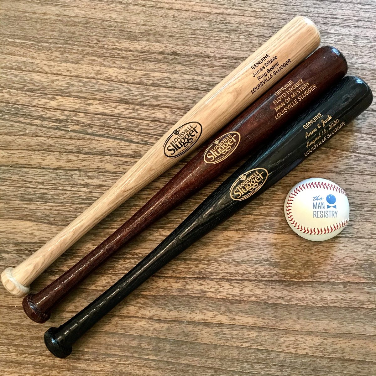 Our 18" Mini Louisville Slugger baseball bats are fun gifts for groomsmen both big and small. themanregistry.com/gift/personali…
